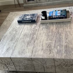Wood Coffee Table (44x44)