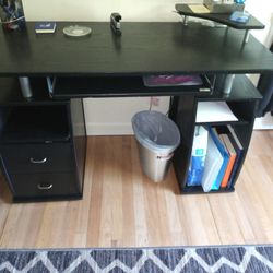 Computer Desk With Chair 