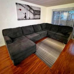 Home Upgrade Set  Stylish & Comfortable Couch