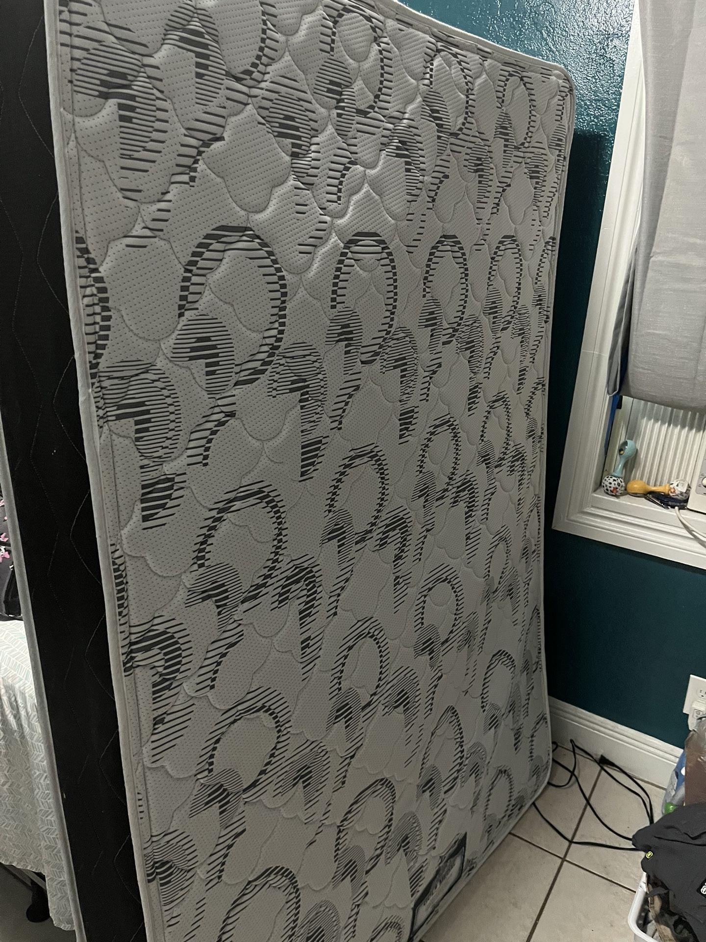 Used Full Size Mattress 