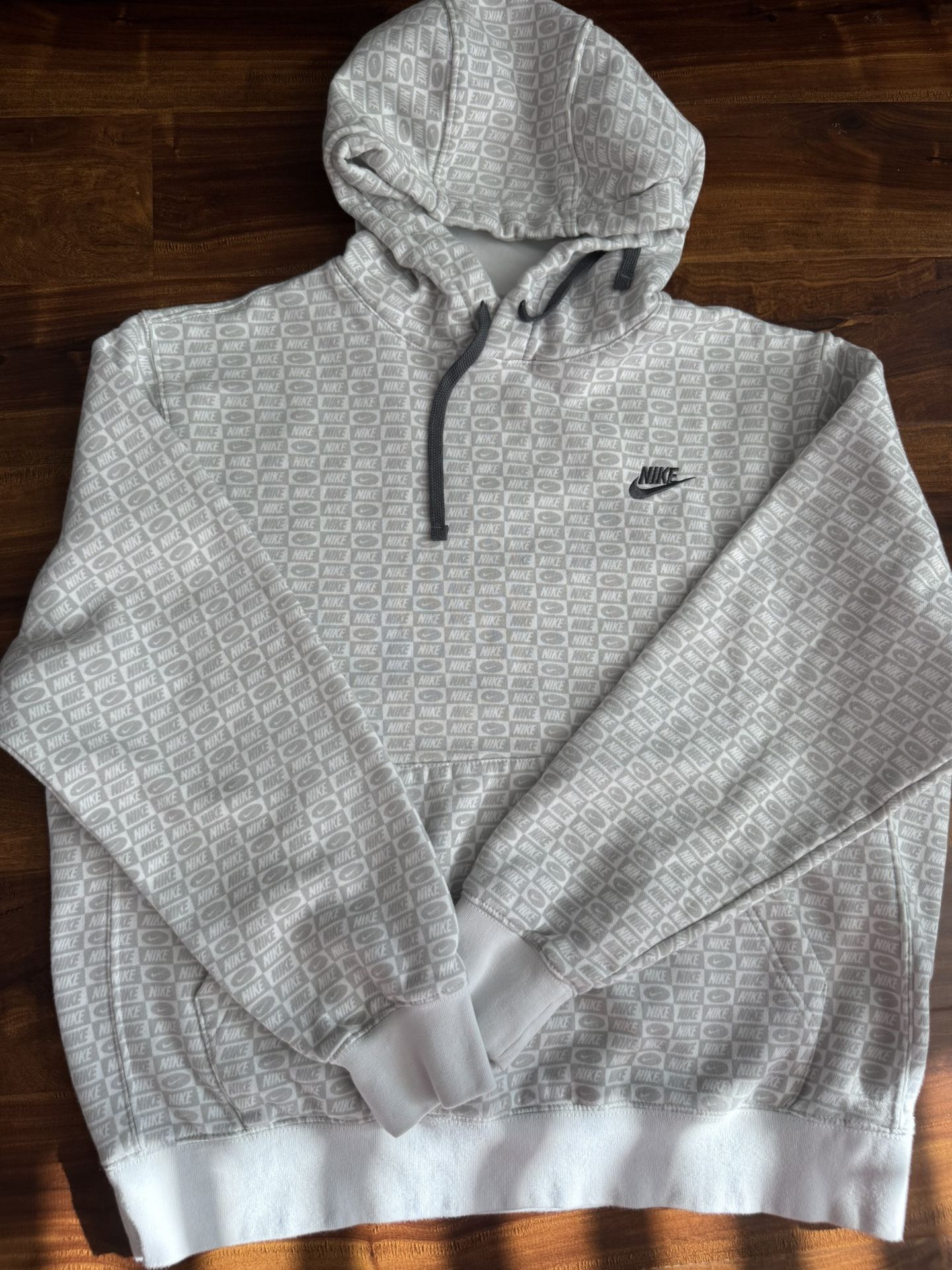 Nike AOP Club Fleece Hoodie Sweatshirt Mens Large White Gray Sportswear