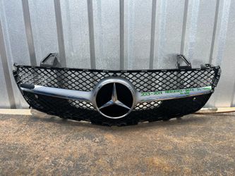 2013-2014-2015-2016-2017 MERCEDES-BENZ SL-CLASS SL500 GRILL OEM USED #10812