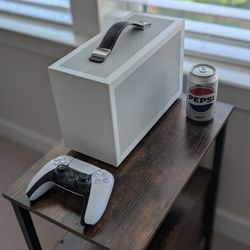 Tiny White Mini ITX PC (8.1L) - Nvidia 5070 + Ryzen 9600X
