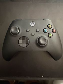 Xbox Series X|S Wireless Controller Carbon Black – Excellent Condition