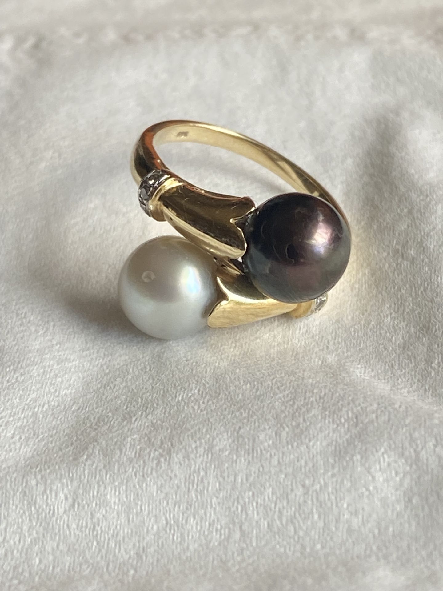 Pearls, Diamonds On 14k Gold Ring Ring