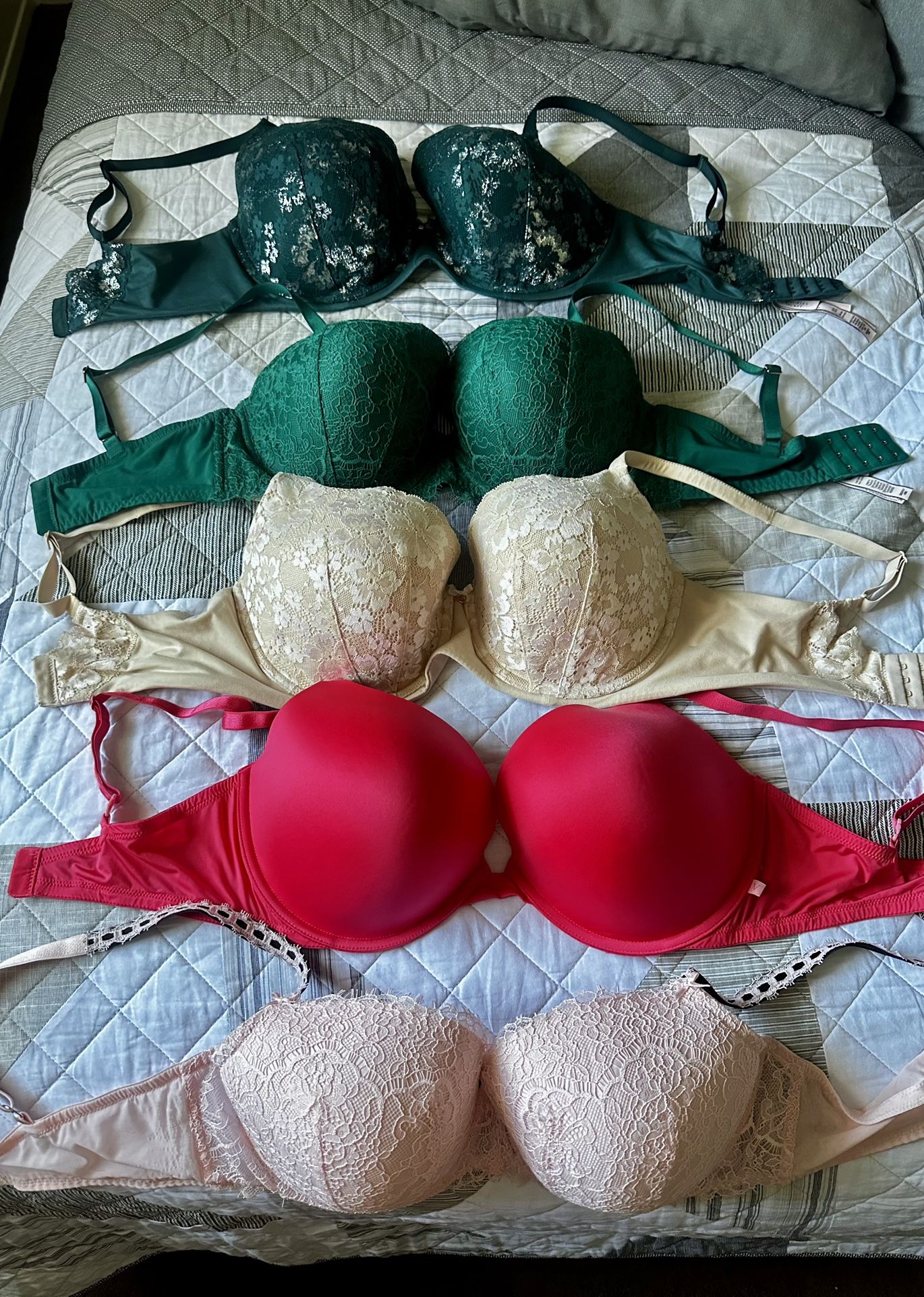 Victoria Secret Bras Size 36DDD