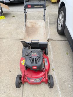 Self-propelled lawnmower Toro