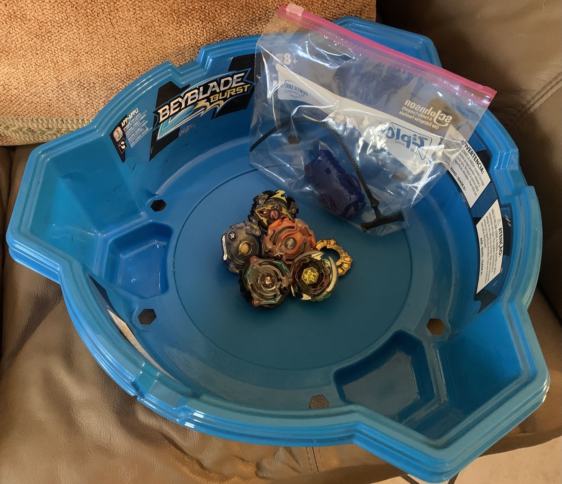 Beyblade Burst Lot Of 5 Nice Vtg Assorted Beyblades + Launcher + Stadium 