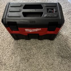 M18 Milwaukee 2 Gallon Shop Vac