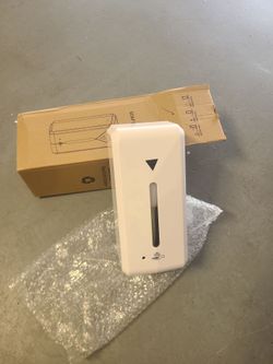 Wall- mounted automatic soap dispenser