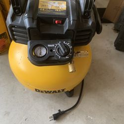 Dewalt Compressor 