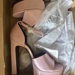 Fashion Nova Pink Platform Heels