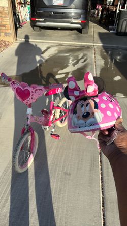 Huffy Disney Princess Child Bike w/Helmet