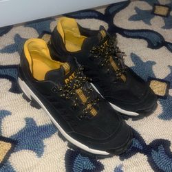 Cat Footwear Unisex's Intruder Sneaker, Black/Black 9 US 