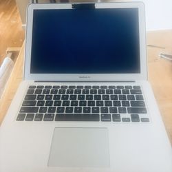 macbook air - no issues like new 
