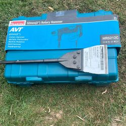 Makita  Rotary Hammer. 52 Mm.  (2)”. Model HR5212C And SDS Floor Scraper. 