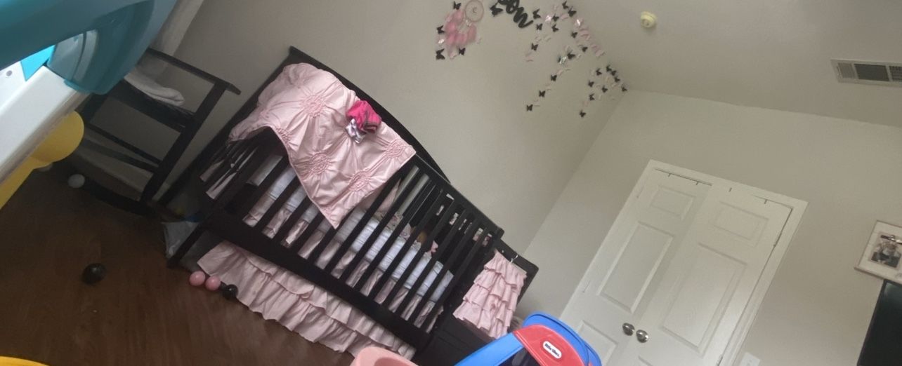 Black Baby Crib With Changing Table