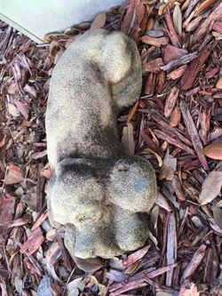 Concrete ornament