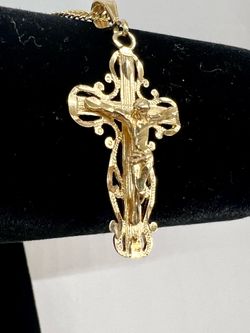 🙏 14KT Yellow Gold Crucifix & Classic Link Cuban Pendant