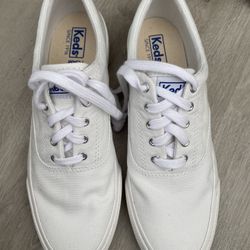 White Sneaker Shoes