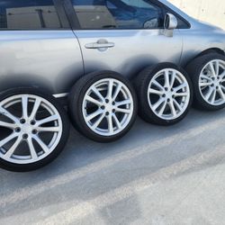 Vendo Rines Y Llantas R18