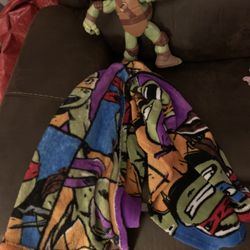 Ninja Turtle Lg Toy And Blanket 