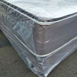 Queen Size New Thick Pillow Top Bed Can Deliver 