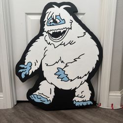 The Abominable Snowman Yard Art - 31” Outdoor Display