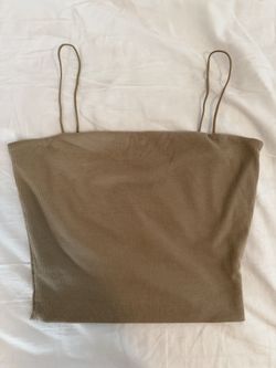 Women’s Ribbed Spaghetti Strap Crop Top (S)