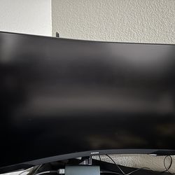Samsung Odyssey G5 32” Gaming Monitor