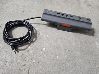BELKIN BZ106000-10 10 feet 6 Outlets 885 joule Clamp-On Surge Protector