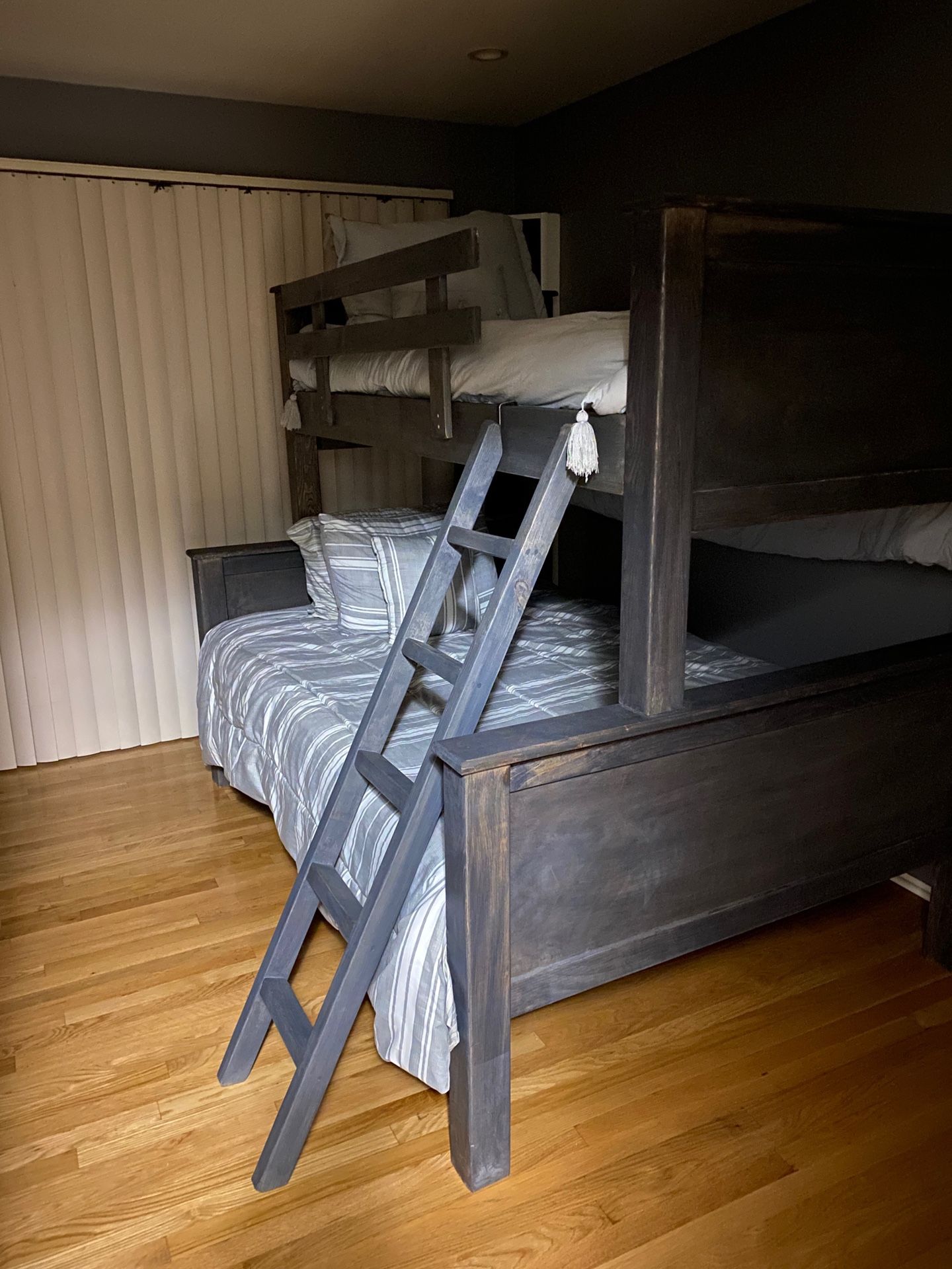 Bunk Bed (linens and mattress included ) brand new.