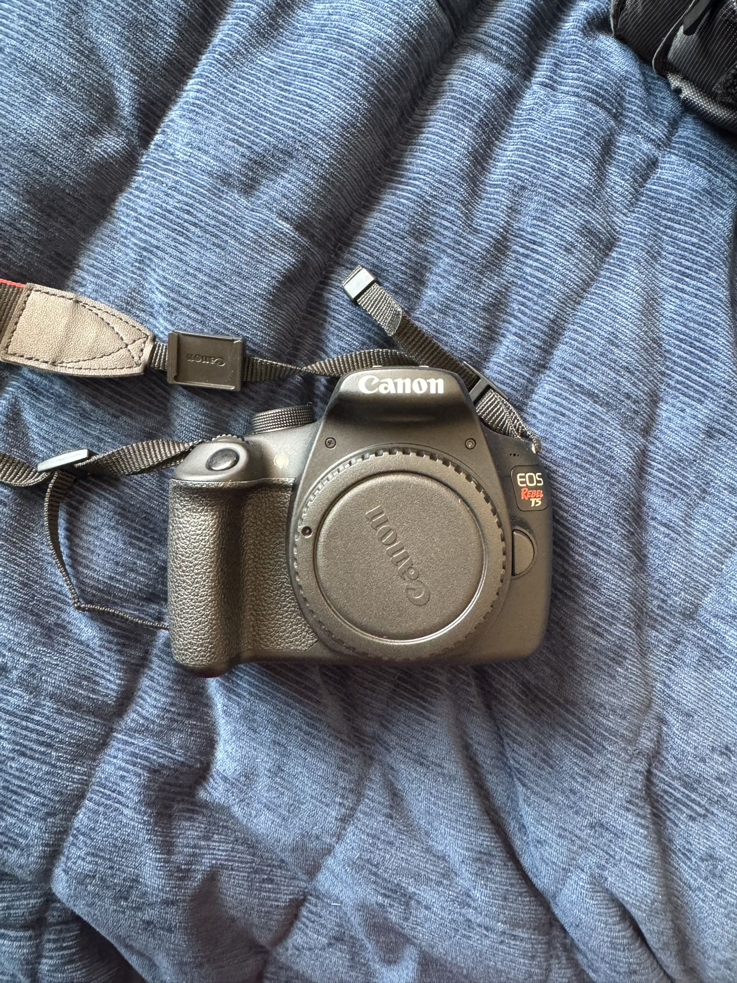 Canon EOS Rebel T5