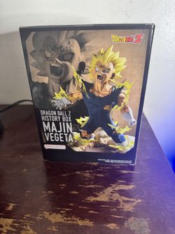 Magic Vegeta Figure