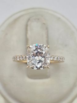 14k gold 3.04ct cushion cut engagement ring