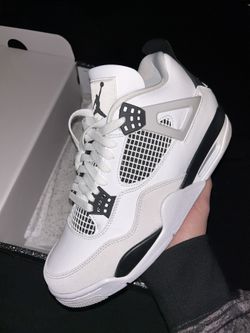 Jordan 4 Military Black 