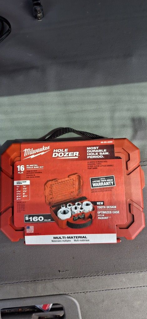 Milwaukee
HOLE DOZER General Purpose Bi-Metal Hole Saw Set (16-Piece)