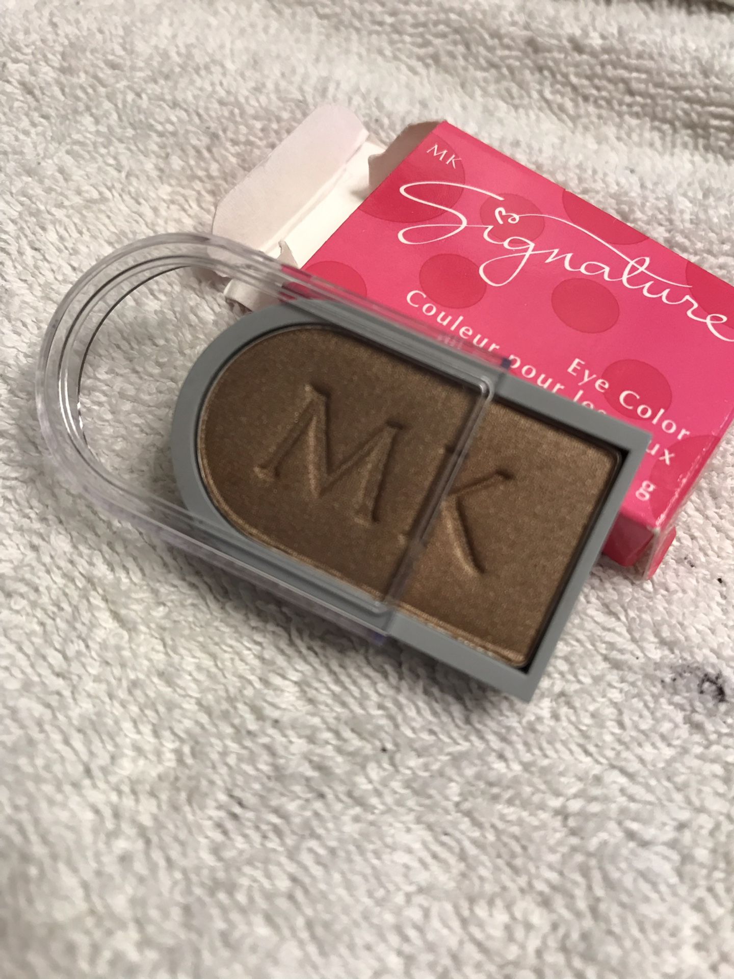 Mary Kay lucky penny eye color