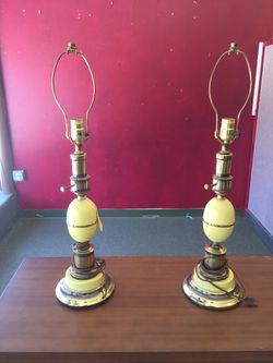 Very nice matching vintage yellow lamps