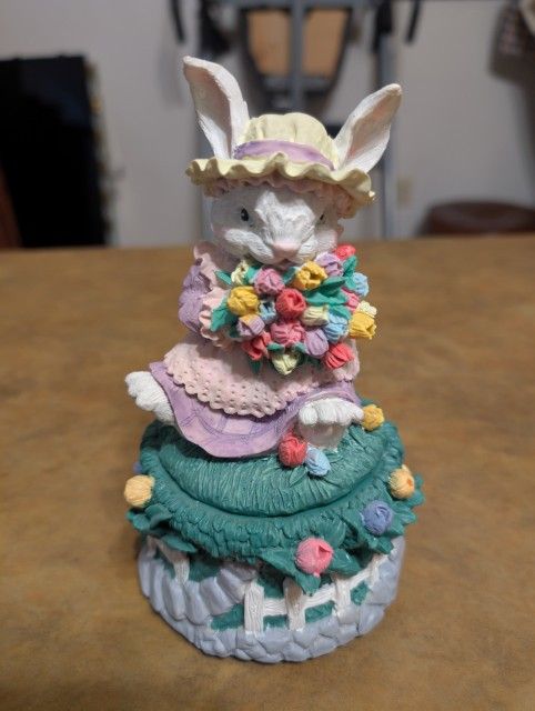 Vintage Musical Easter Bunny