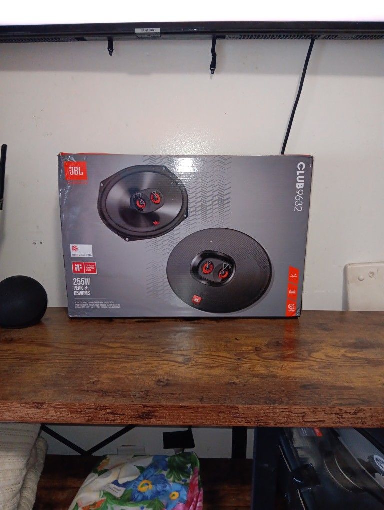 JBL CLUB9632. 255W