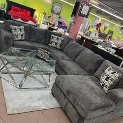 Entertainment Style Nice Sectional New 