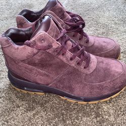 Nike ACG boots