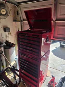 Tool chest