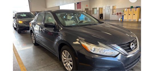 2017 NISSAN ALTIMA