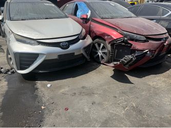TOYOTA MIRAI PARTS
