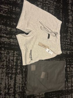XS essentials shorts
