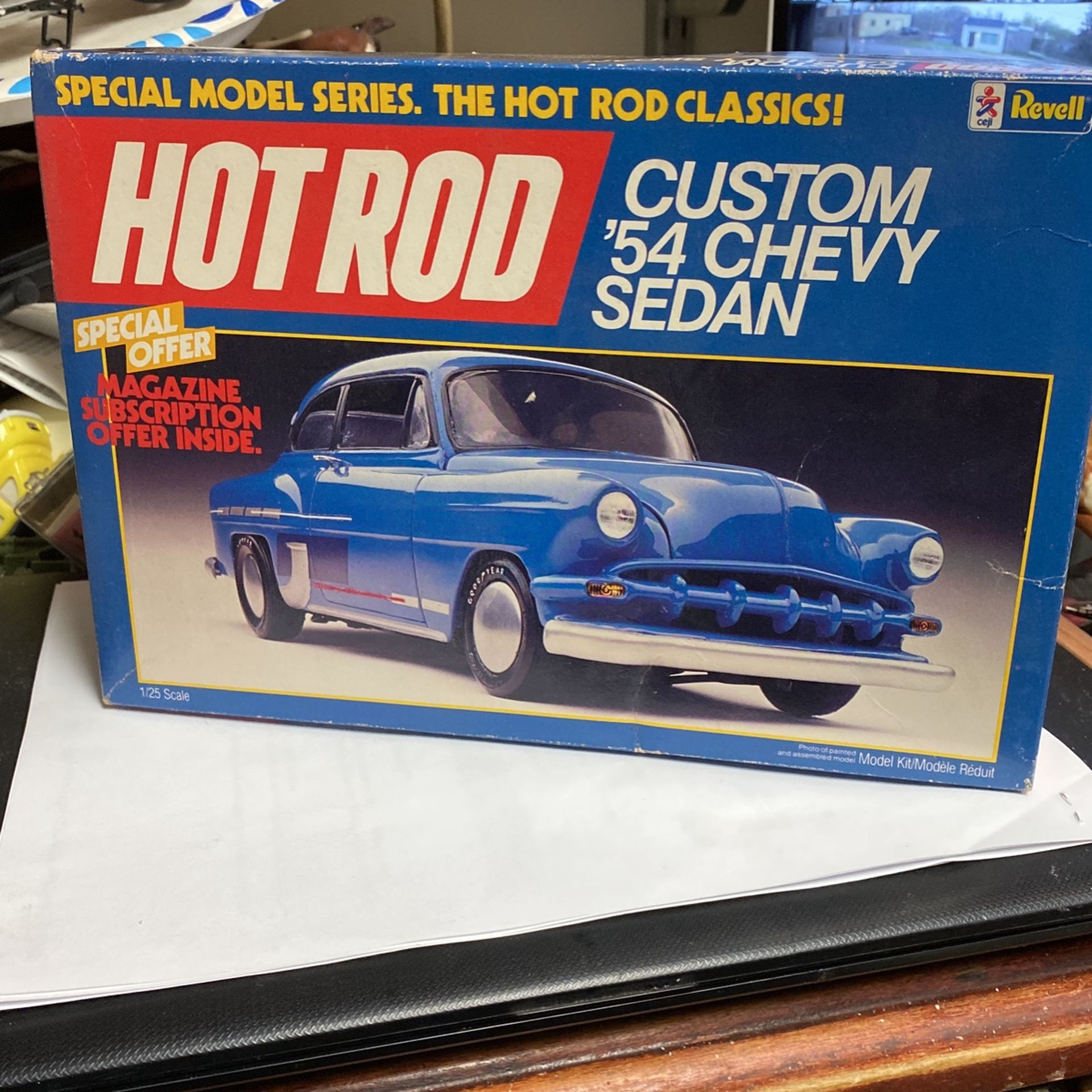 Hot Rod Custom 1954 Chevy Sedan 1/25 Scale Brand New In Box