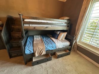 Bunk bed