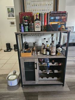 Distressed Gray Wood Bar Cart (28.5x14x35.5in)